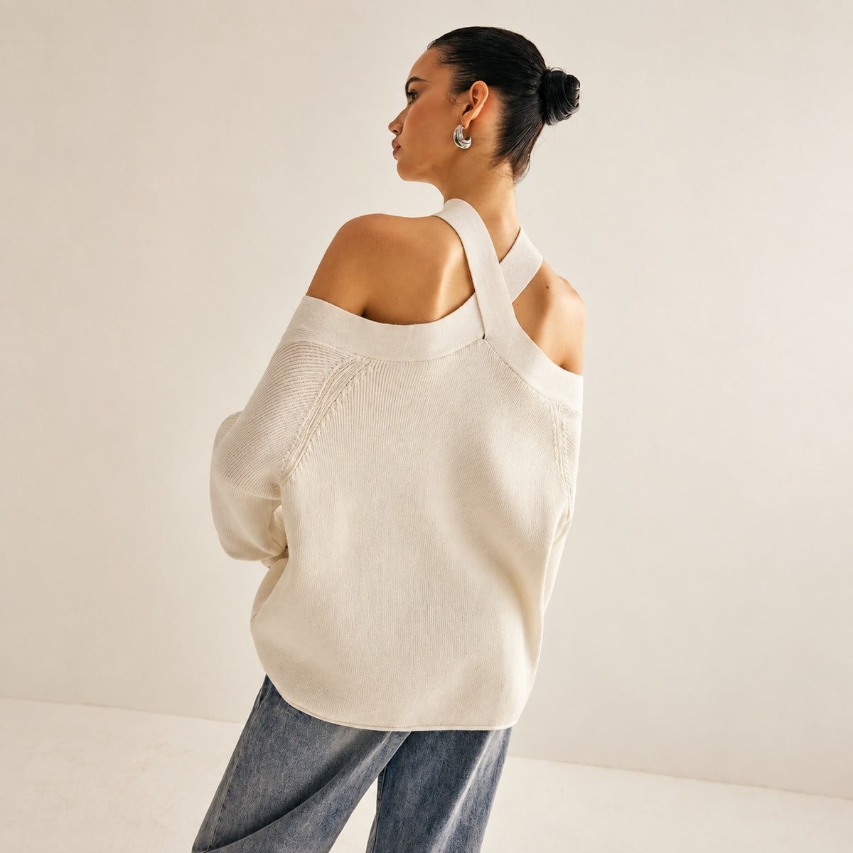 Pull pour femmes à col croisé épaules dénudées coupe décontractée