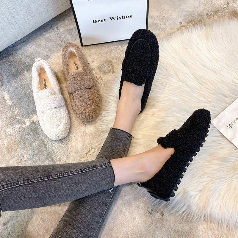 Azida – Chaussons en peluche Douillets