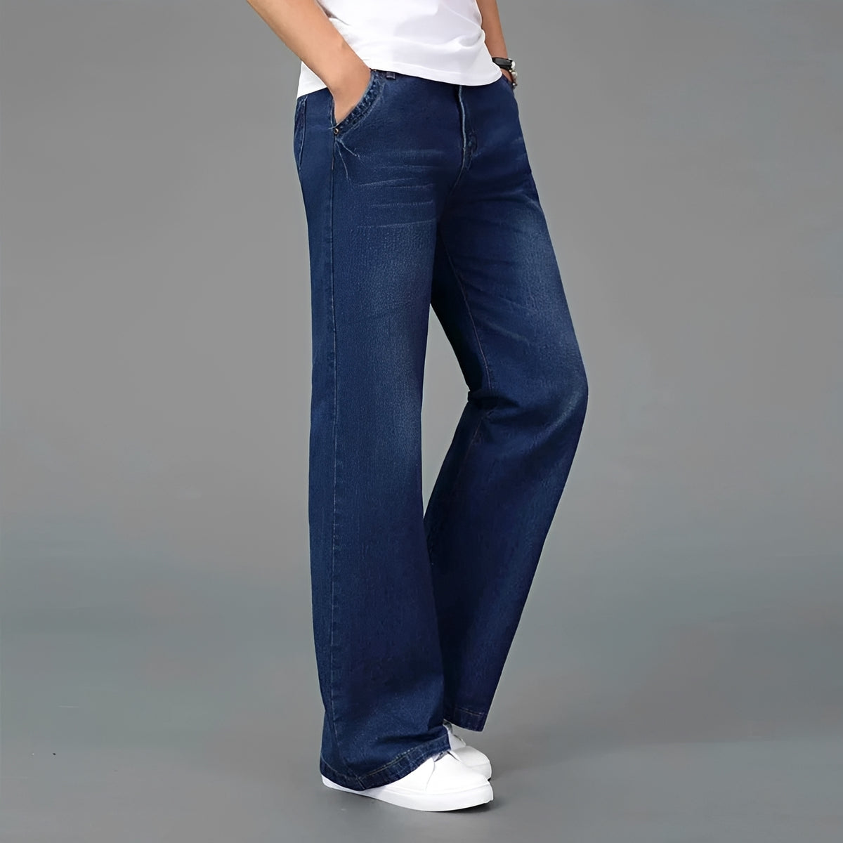 Jean bootcut pour homme avec jambe évasée et multiples poches - coupe décontractée