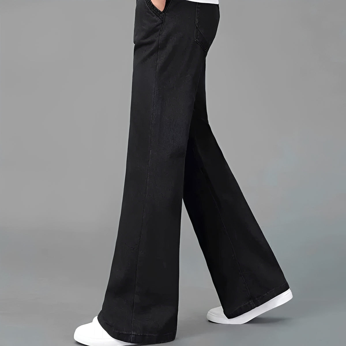 Jean bootcut pour homme avec jambe évasée et multiples poches - coupe décontractée