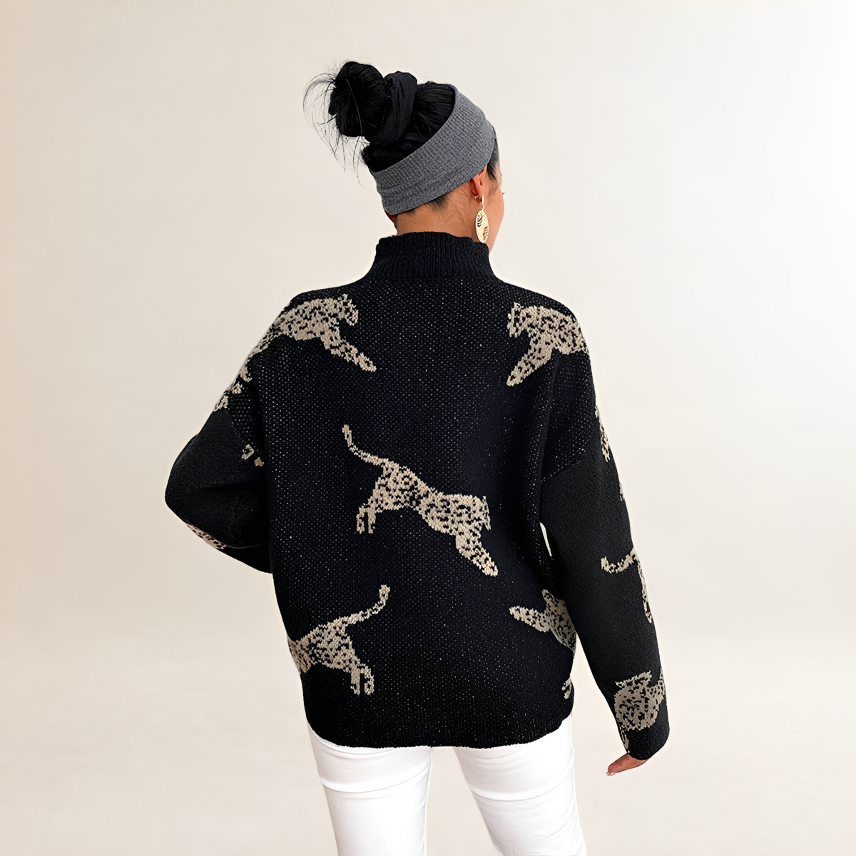 Pull femme à col haut imprimé léopard coupe régulière