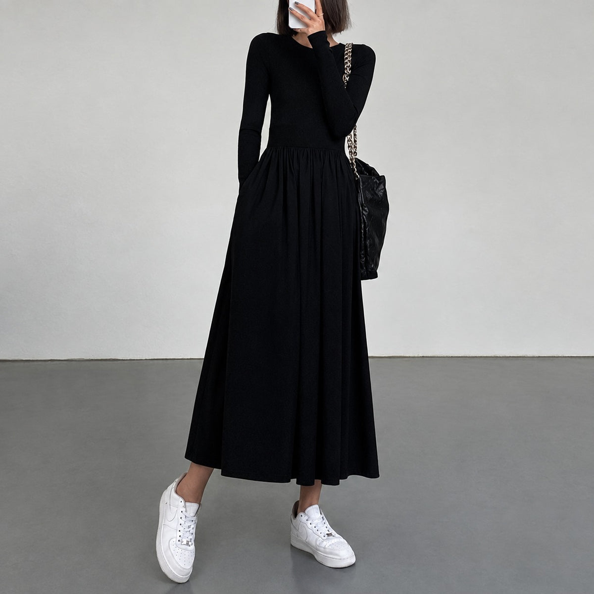 Robe longue pour femmes à manches longues, col rond, coupe régulière avec poches