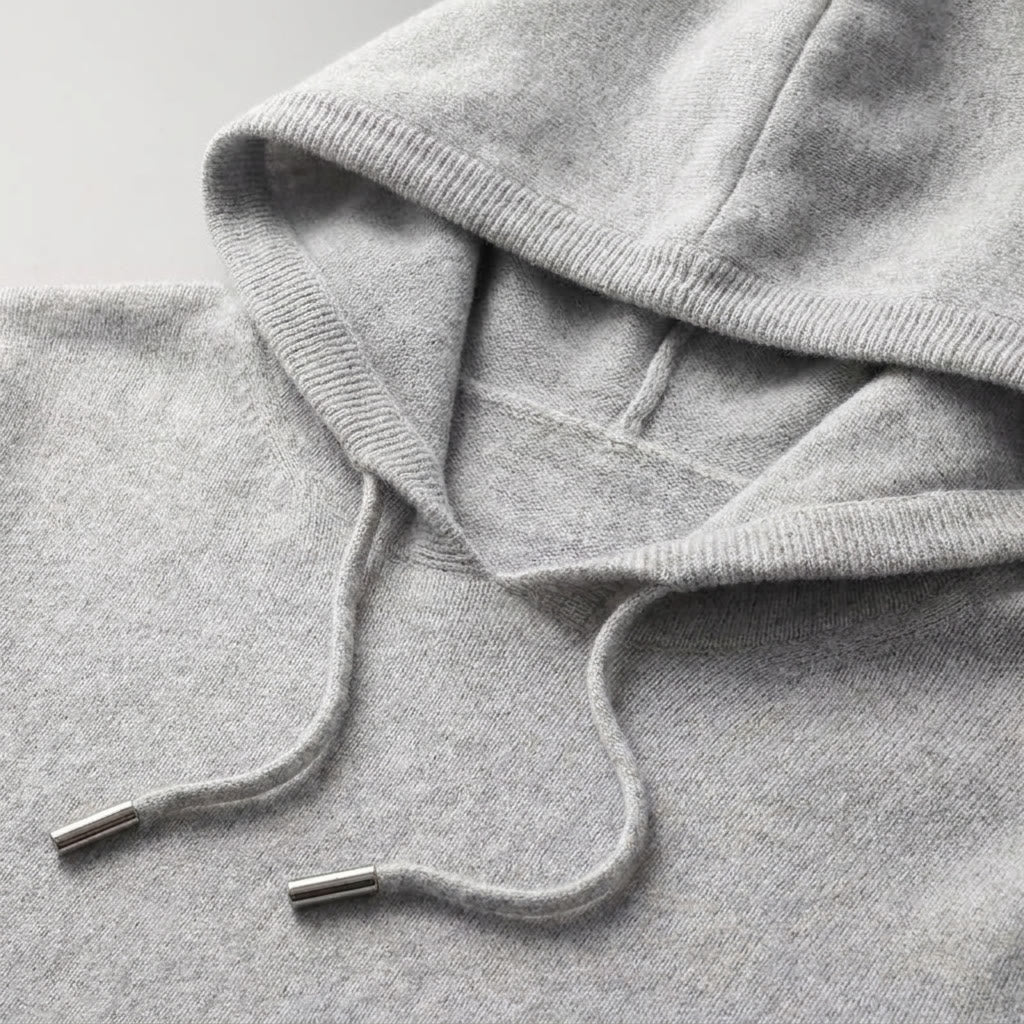 Sweat à capuche femme léger à cordon et coupe classique